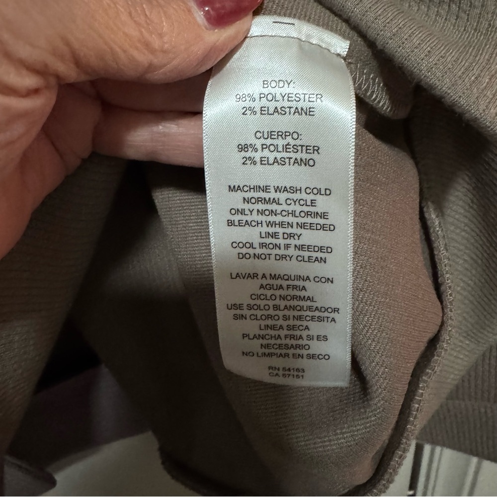 Marc New York / Andrew Marc V-Neck  Relaxed Fit Tunic Sweater - NWT - Picture 3 of 5